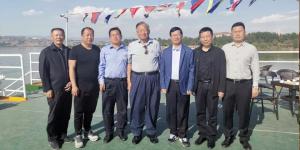 中國黃河文化經(jīng)濟(jì)發(fā)展研究會何光暐會長一行赴我市考察交流，與文旅集團(tuán)達(dá)成戰(zhàn)略合作